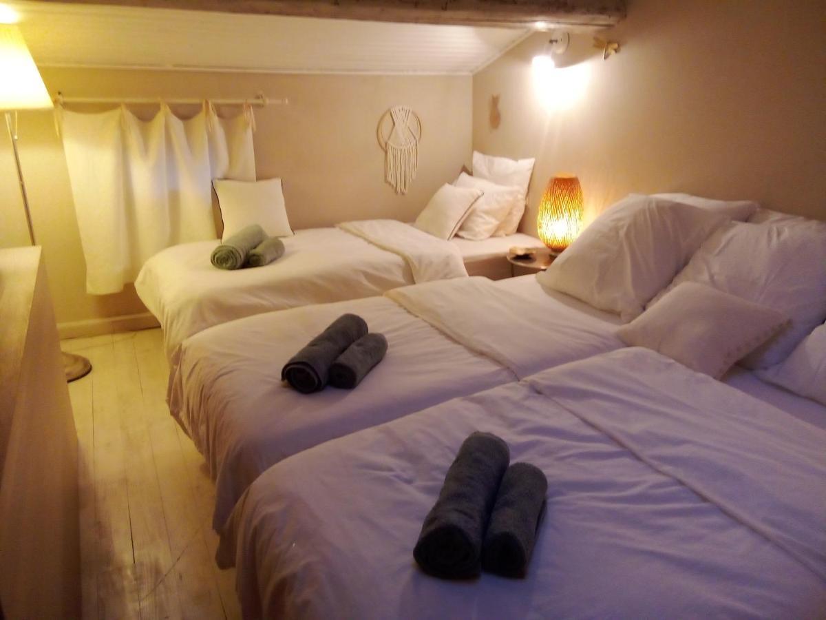 La Maison Perchee Aigues-Mortes Bagian luar foto
